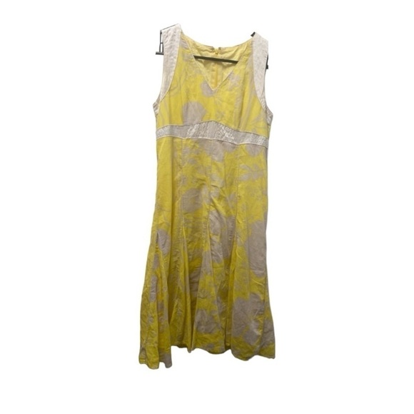 Yellow and beige gorgeous floral dress with slip liner - Picture 2 of 8
